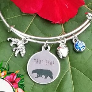 NWT Mama Bear Bracelet